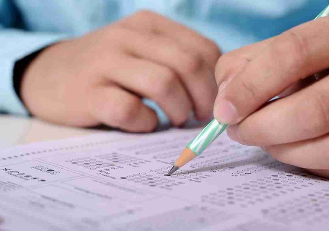 Concursos e seleções oferecem vagas com salários de até R$ 11,5 mil no Ceará